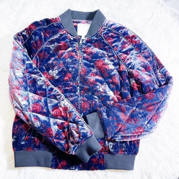 Joie Mace Quilted Flower Bomber Jacket Black Trim SZ Small - Picture 4 of 10